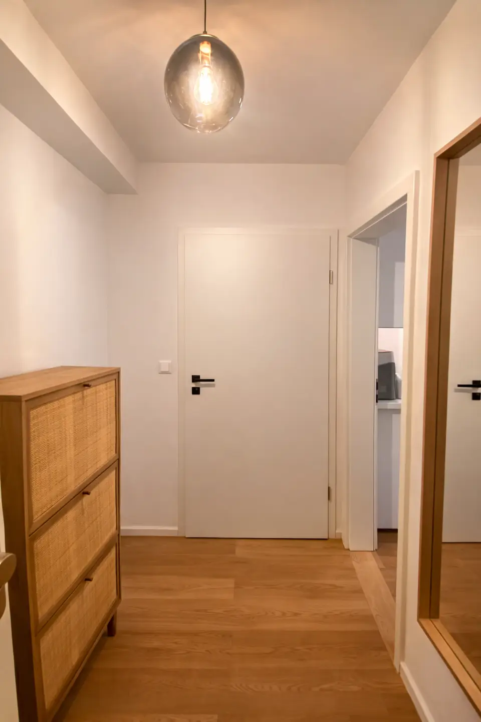 MAXIMALER KOMFORT: Vom Bett bis zum Handtuch – Dein fertiges Luxus-Studio — 3